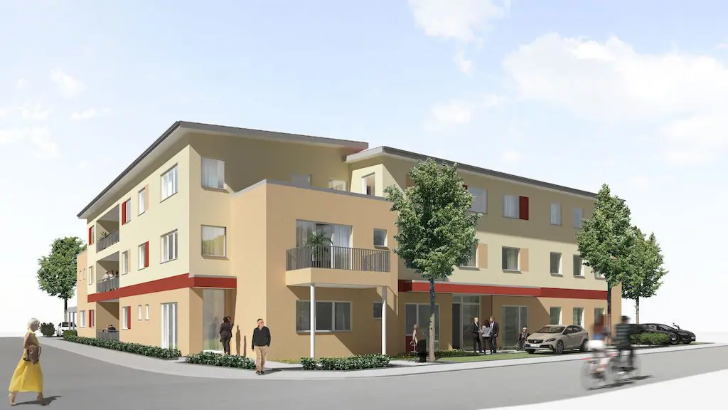 Darstellung eines Mehrfamilienhauses Regenwalder Straße 12 mit Balkonen, Bauschild-Perspektive, beige Fassade und roter Akzente.