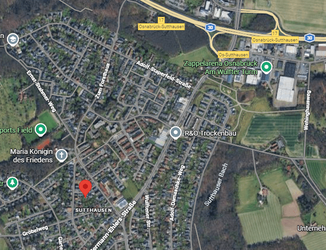 Weisse-Raben-Straße Satellitenansicht einer Wohngegend mit Straßen, Häusern und Grünflächen. Ein roter Marker ist sichtbar.